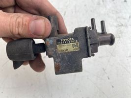 Toyota Avensis T220 Solenoidinis vožtuvas 2581927010