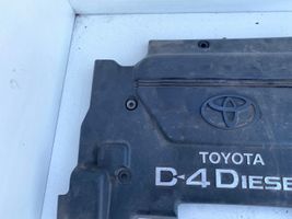 Toyota Avensis T220 Couvercle cache moteur 1261127021