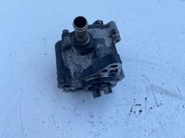 Toyota Avensis T220 Alipainepumppu 2930027010