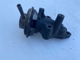 Toyota Avensis T220 EGR-venttiili 2580027010