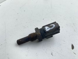 Toyota Avensis T220 Czujnik temperatury płynu chłodzącego 8942235010