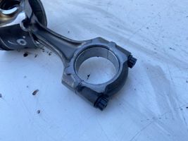 Toyota Avensis T220 Piston avec bielle 