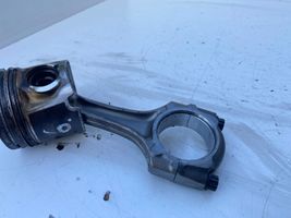 Toyota Avensis T220 Piston avec bielle 