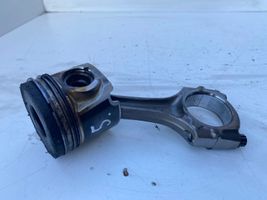 Toyota Avensis T220 Piston with connecting rod 