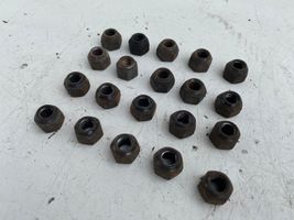 Toyota Previa (XR30, XR40) II Nuts/bolts 