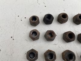 Toyota Previa (XR30, XR40) II Nuts/bolts 