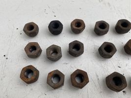 Toyota Previa (XR30, XR40) II Nuts/bolts 