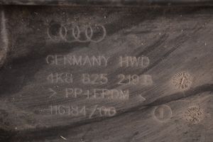 Audi A7 S7 4K8 Plaque de protection de réservoir de carburant 4K8825219B