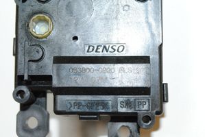 Toyota Land Cruiser (J150) Oro sklendės varikliukas 0638000920