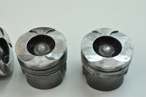 Mercedes-Benz GL X164 Piston A62903