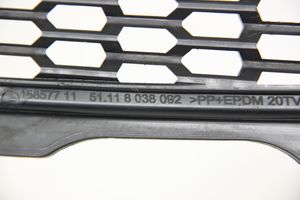 BMW Z4 E89 Grille inférieure de pare-chocs avant 7262830