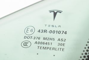 Tesla Model S Etukolmioikkuna/-lasi 43R001074