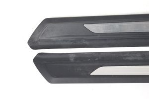 BMW 2 F22 F23 Garniture de protection de seuil intérieur 7149477