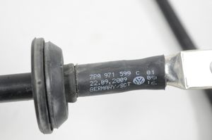 Volkswagen Touareg II Câble de batterie positif 7P0971599C
