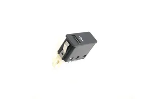 BMW X1 F48 F49 Câble adaptateur AUX 6820397