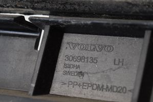 Volvo XC90 Bumper support mounting bracket corner 30698135