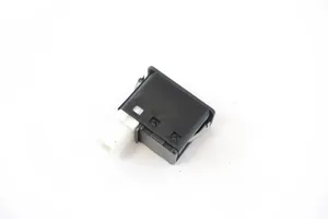 Mini Clubman F54 Connettore plug in AUX 84106820397