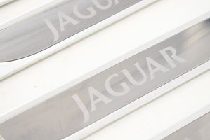 Jaguar S-Type Garniture de protection de seuil intérieur 1R8313244AD