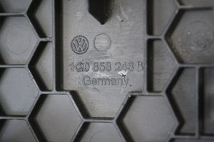 Volkswagen Scirocco Ramka schowka deski rozdzielczej 1Q0858248B