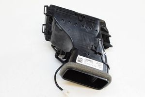 BMW X6M G06 F96 Lango oro grotelės 9499469