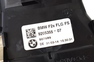 BMW 1 F20 F21 Copertura griglia di ventilazione cruscotto 9205355