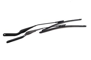 BMW 1 E81 E87 Windshield/front glass wiper blade 7169973