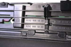 Mercedes-Benz GL X166 Luce d’arresto centrale/supplementare A2929061900