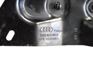 Audi A5 Rygiel / Zaczep zamka pokrywy przedniej / maski silnika 8W0823186B