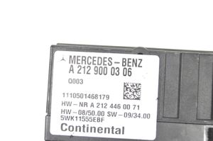 Mercedes-Benz R W251 Polttoaineen ruiskutuspumpun ohjainlaite/moduuli A2129000306