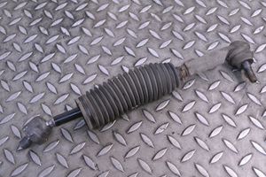 Audi A3 S3 8P Steering tie rod 