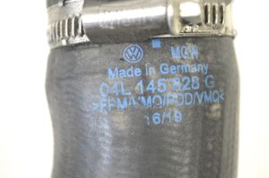 Audi Q2 - Tube d'admission de tuyau de refroidisseur intermédiaire 04L145828G