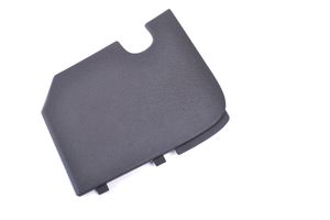 Audi Q2 - Panelės apdailos skydas (apatinis) 81C857557