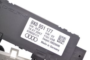 Audi A5 8T 8F Microphone (Bluetooth / téléphone) 8K0951177