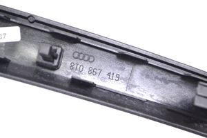 Audi A5 8T 8F Muu takaoven verhoiluelementti 8T0867419