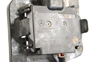 Mercedes-Benz C W205 Öljyn lämpötila-anturi A0009054409