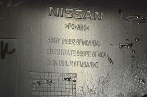 Nissan X-Trail T32 Inny elementy tunelu środkowego 969PE6FM0A