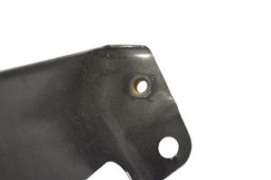 Nissan X-Trail T32 Fender mounting bracket 