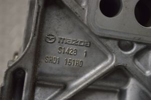 Mazda 3 II Vesipumppu SH01151H0