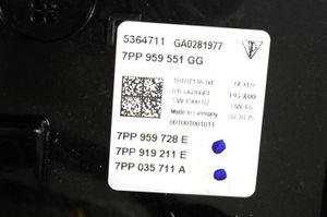 Porsche Macan Etuistuimen valo 7PP959728E