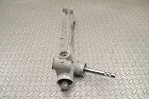 Toyota Prius (XW50) Steering rack J05