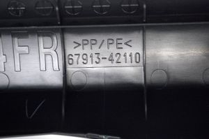 Toyota RAV 4 (XA40) Listwa progowa przednia 6791342110