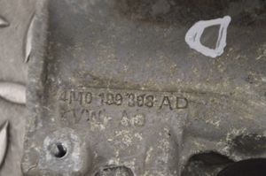 Audi A4 S4 B9 Łapa / Mocowanie silnika 4M0199308AD