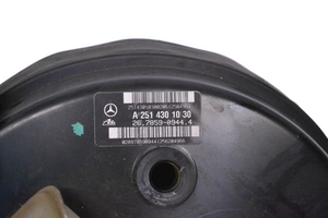 Mercedes-Benz R W251 Wspomaganie hamulca A2514301030