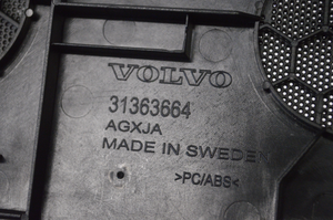 Volvo S90, V90 Kojelaudan keskiosan kaiuttimen suoja 31363664