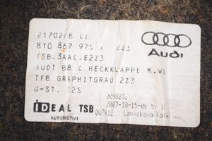 Audi A5 8T 8F Takaluukun koristelista 8T0867975A