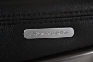 Hyundai Santa Fe Garniture panneau de porte arrière 833212W000