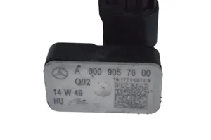 Mercedes-Benz S C217 Czujnik uderzenia Airbag A0009057600