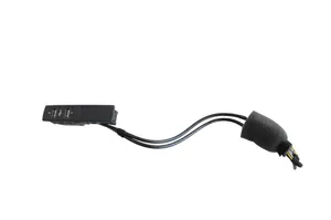 Mercedes-Benz S C217 Connettore plug in USB A2228200915