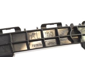 Toyota Auris E180 Puskurin kannattimen kulmakannake 2557602091