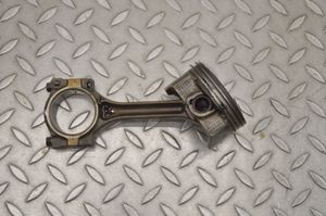 Opel Vectra C Piston 674